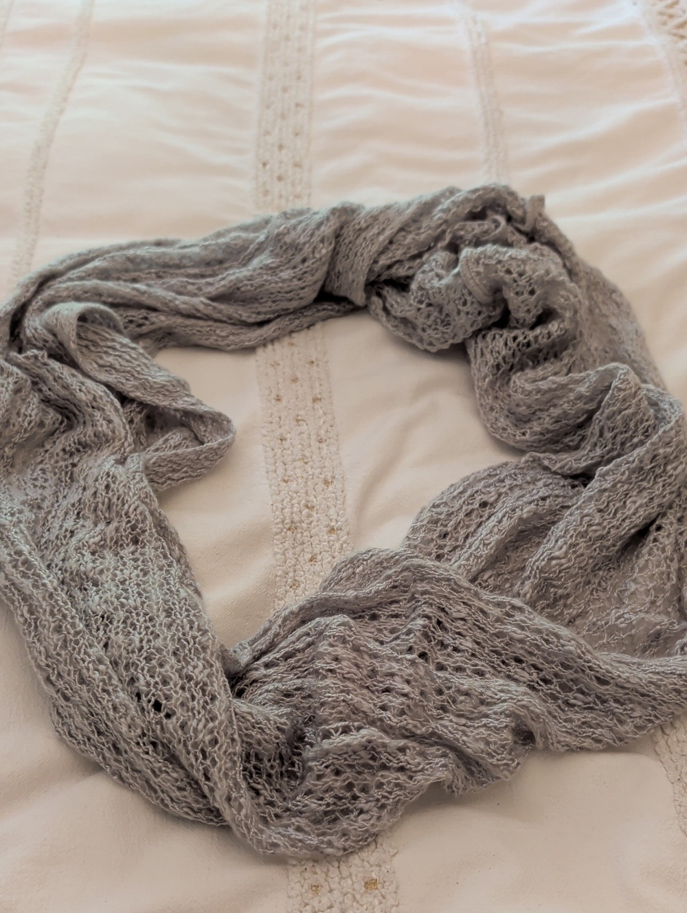 Light Gray Open-Knit Infinity Scarf - Versatile Everyday Wrap